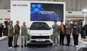 (2) Hyundai STARGAZER di GIIAS Semarang 2022