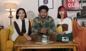 Holiday Rock Online Music Concert Live From Your Neighborhood (2)